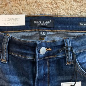 Cuffed & cute jeans!